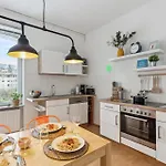 Apartman Charmante & Gemuetliche *